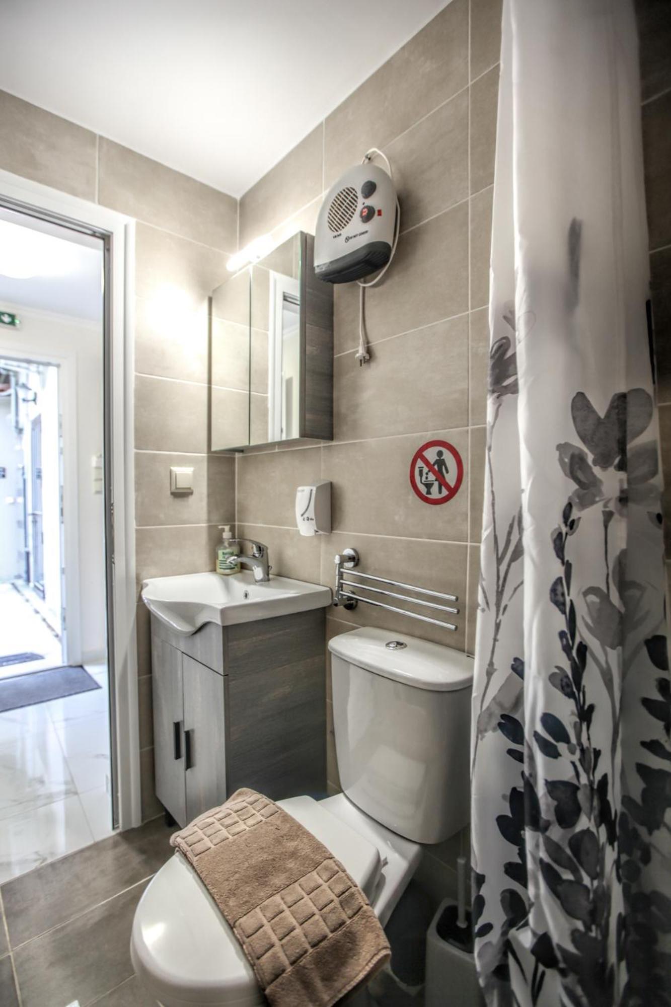 Del Sol #1 Meteora Luxurious Family Suites Kalampáka Ngoại thất bức ảnh
